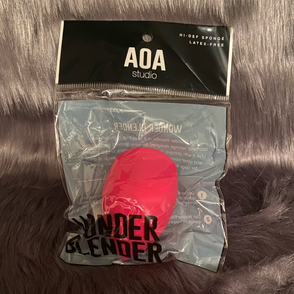 Pink Wonder Blender Makeup Sponge